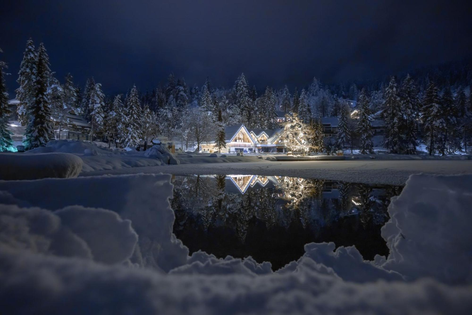 Jasna Chalet Resort Kranjska Gora Buitenkant foto
