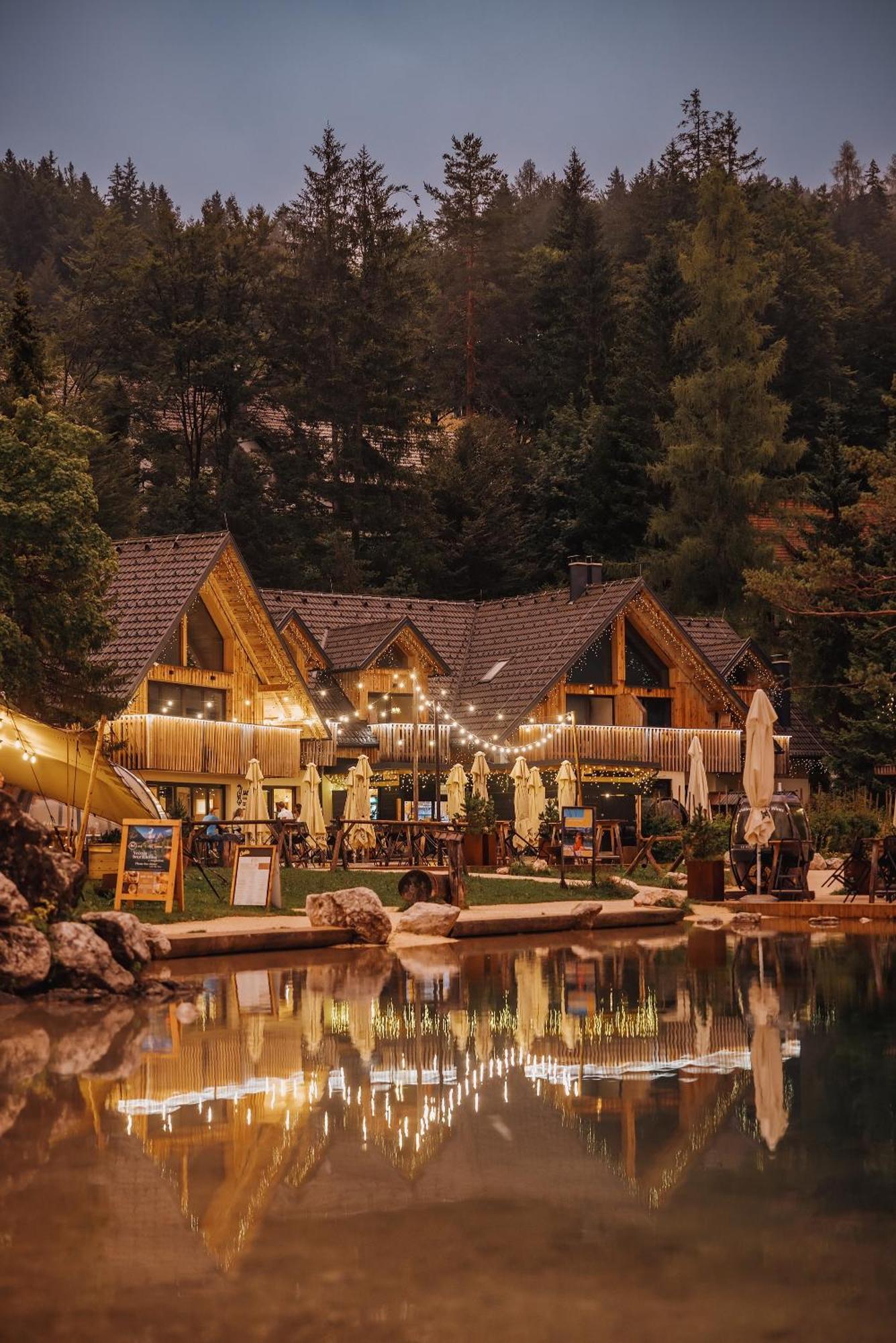 Jasna Chalet Resort Kranjska Gora Buitenkant foto